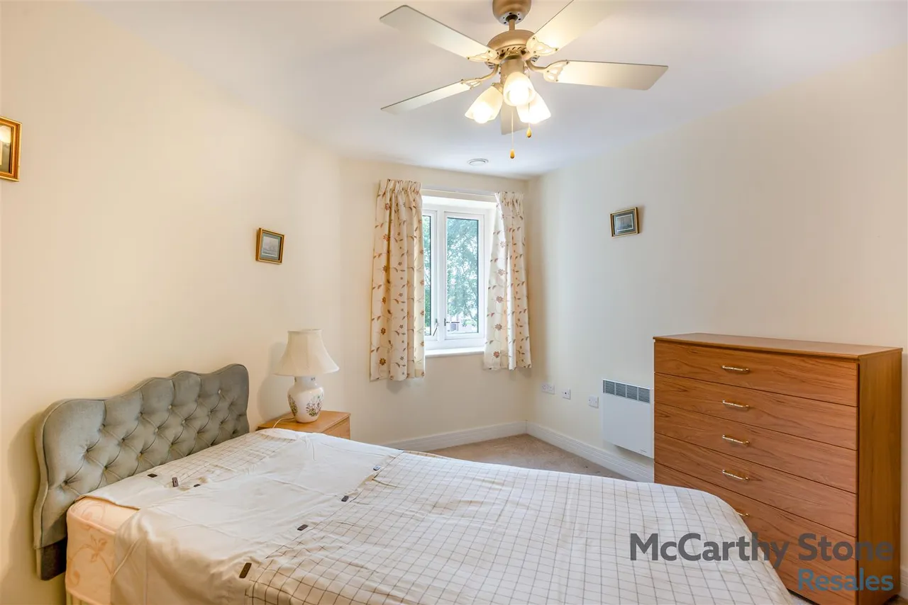 South Street, Atherstone, CV9, photo 11