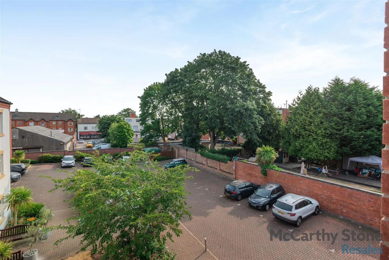 South Street, Atherstone, CV9, photo 18