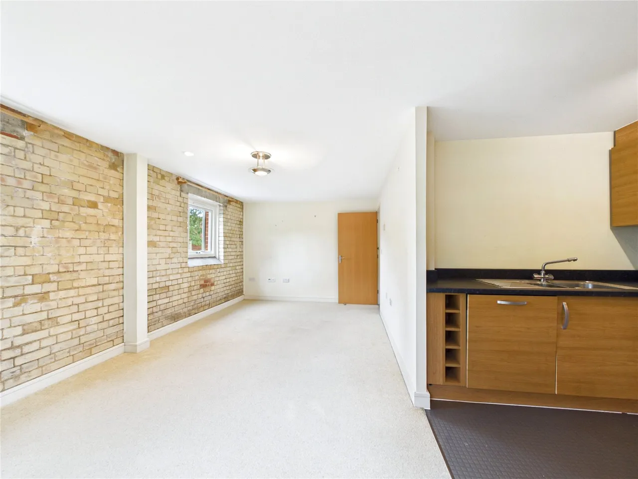 School Lane, Mistley, CO11, photo 10