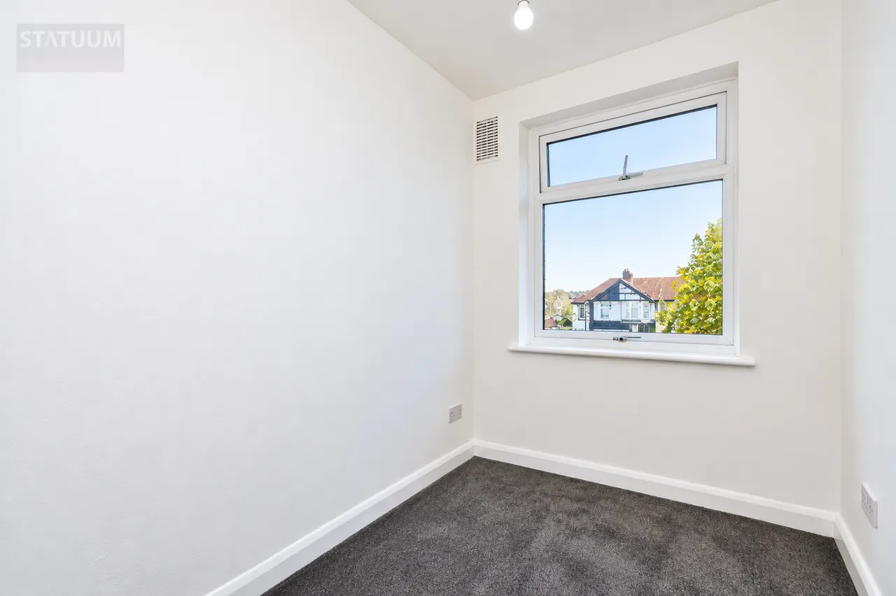 Waltham Way, Chingford, E4, photo 11