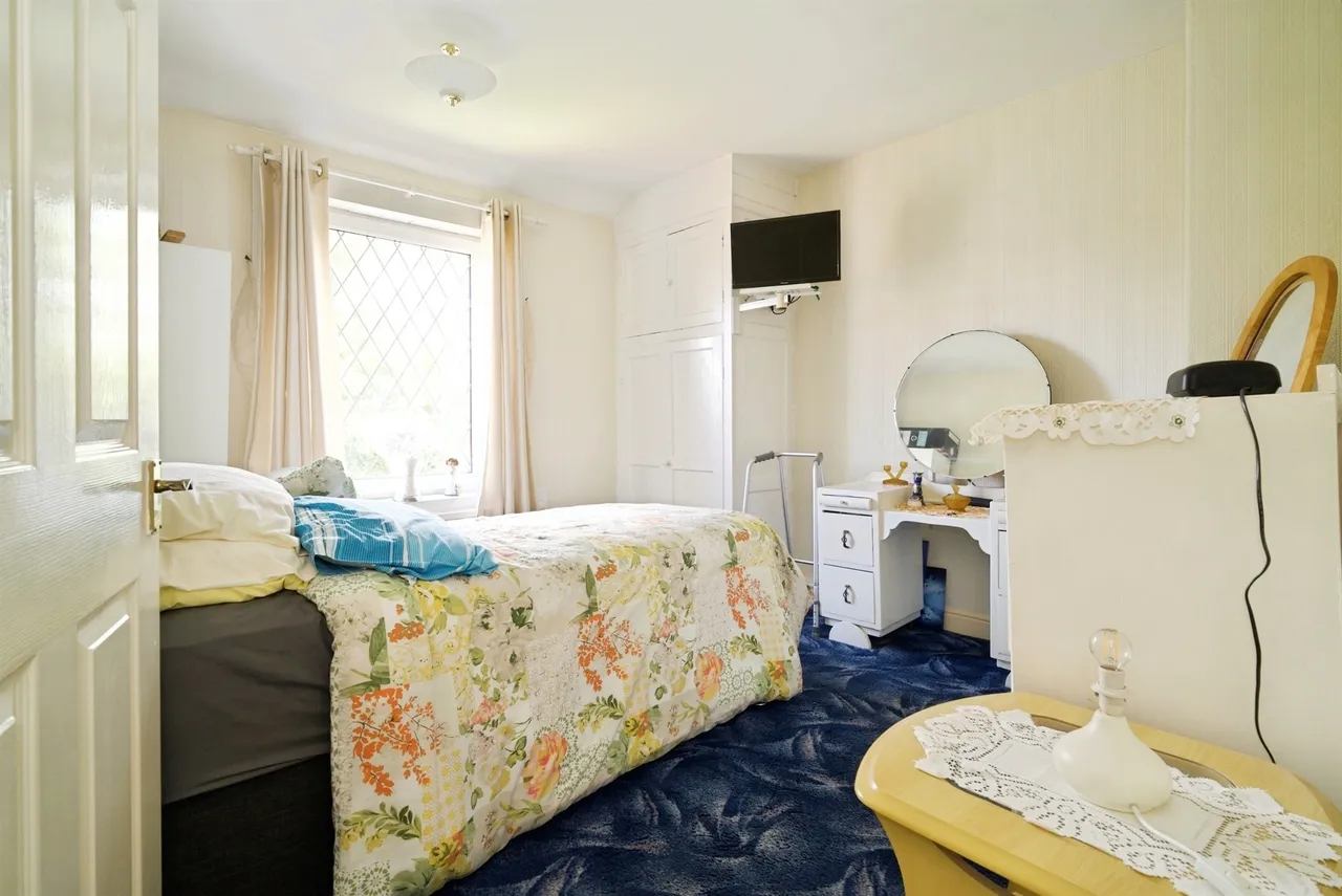 Upper Sheffield Road, Barnsley, S70, photo 10