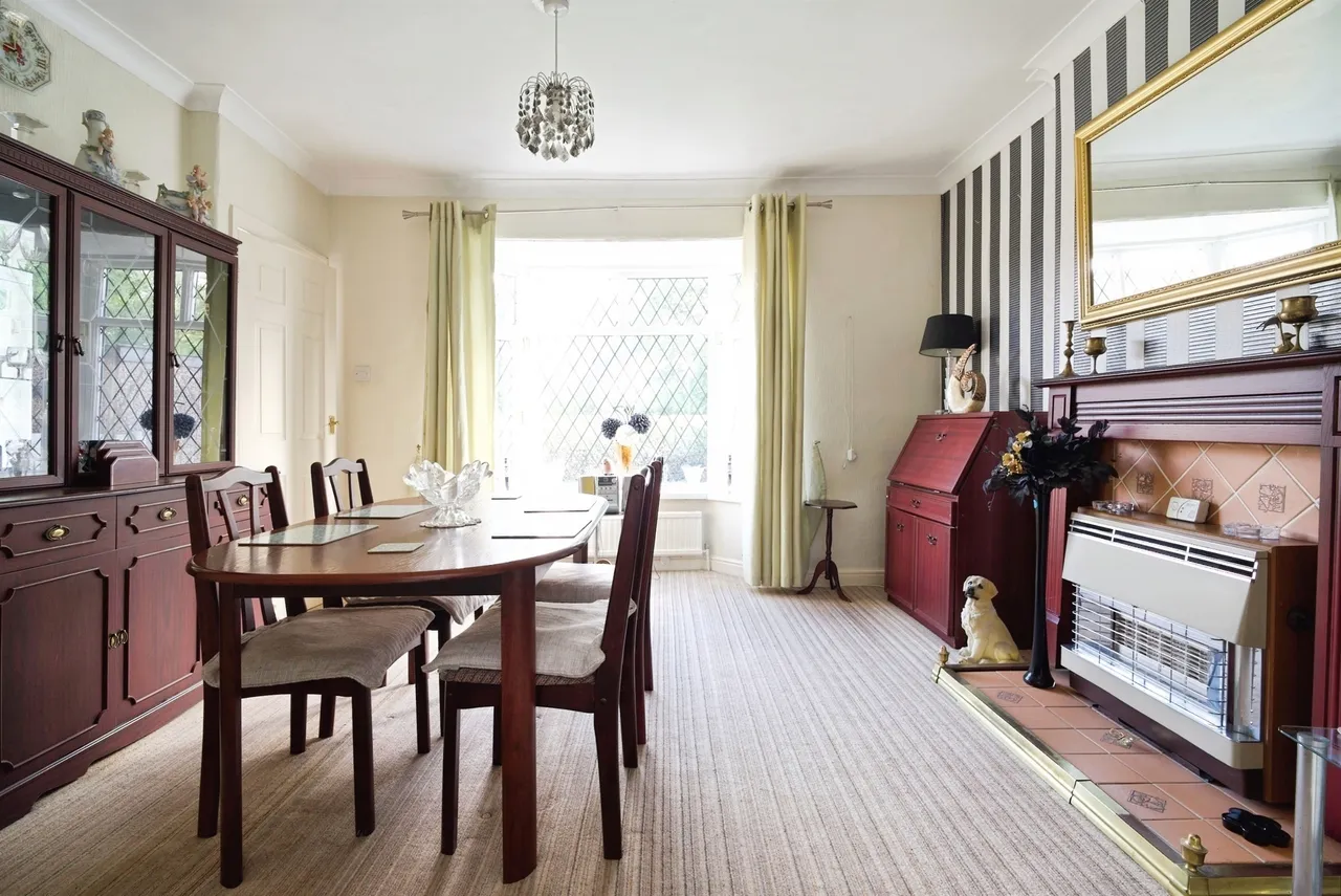 Upper Sheffield Road, Barnsley, S70, photo 7