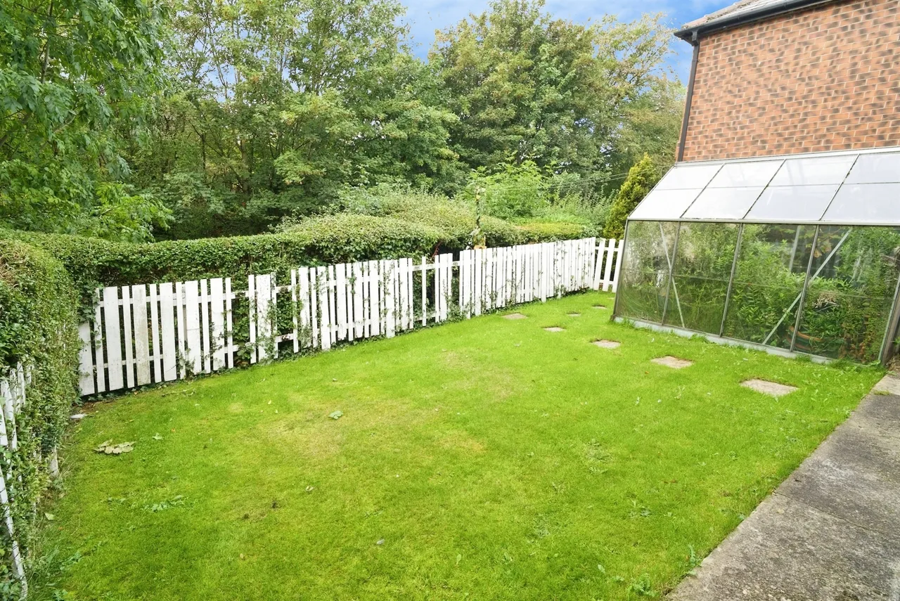 Upper Sheffield Road, Barnsley, S70, photo 21