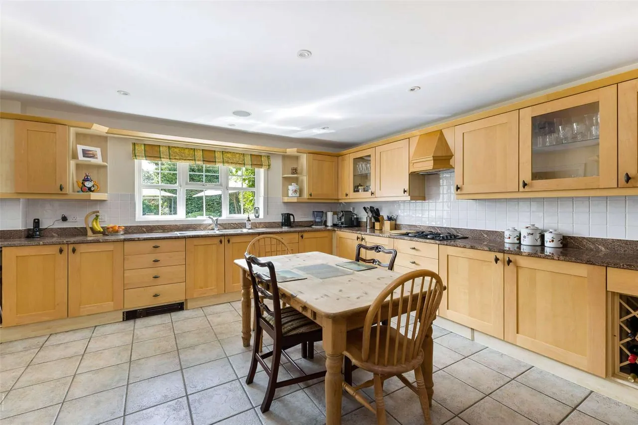 Willow Drive, Maidenhead, Berkshire, SL6 2JX, photo 5
