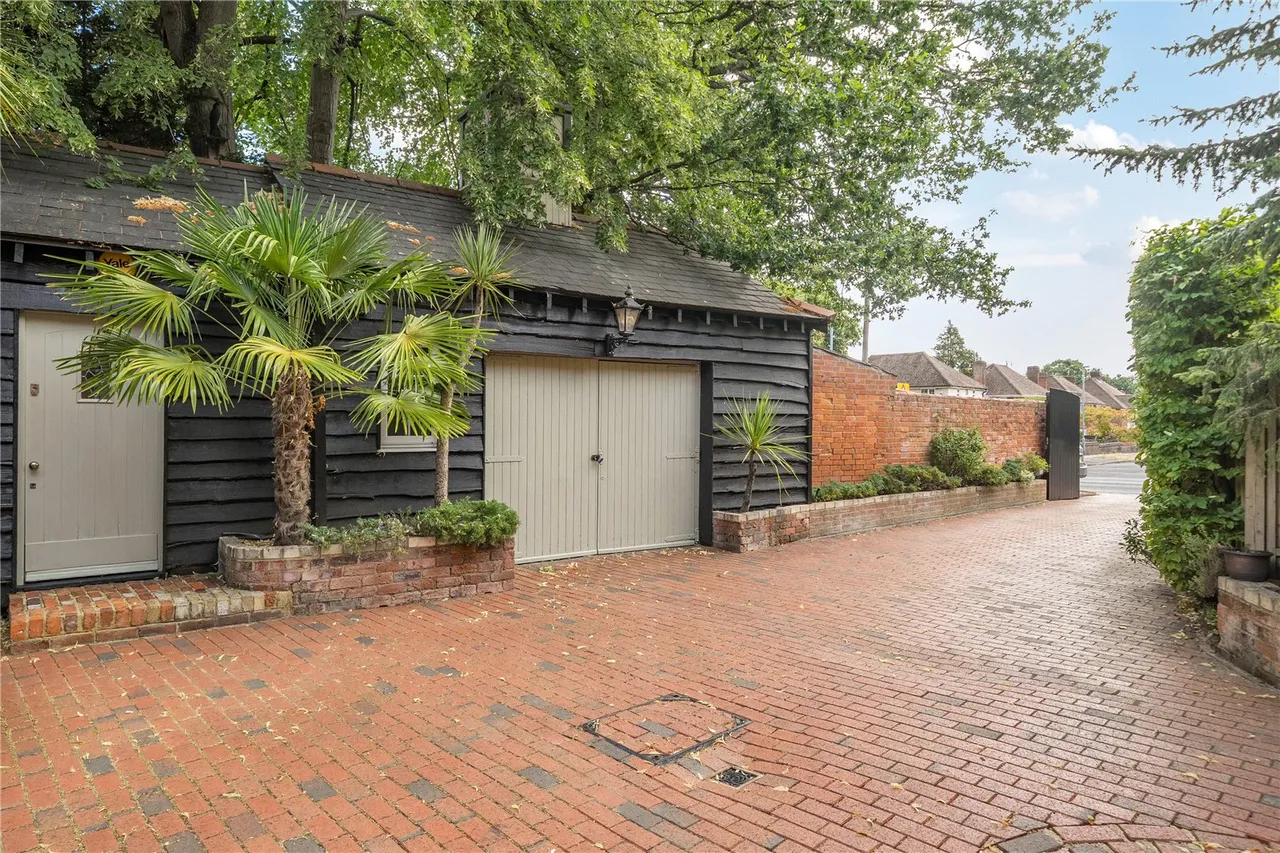 Elm Road, Earley, Reading, Berkshire, RG6 5TB, photo 21