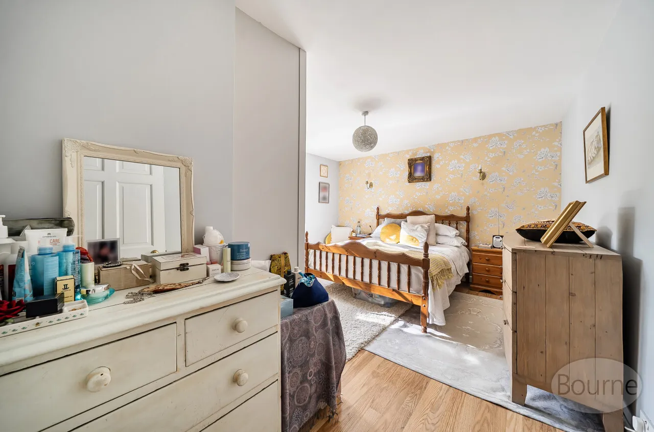 Petworth Road, Milford, GU8, photo 13