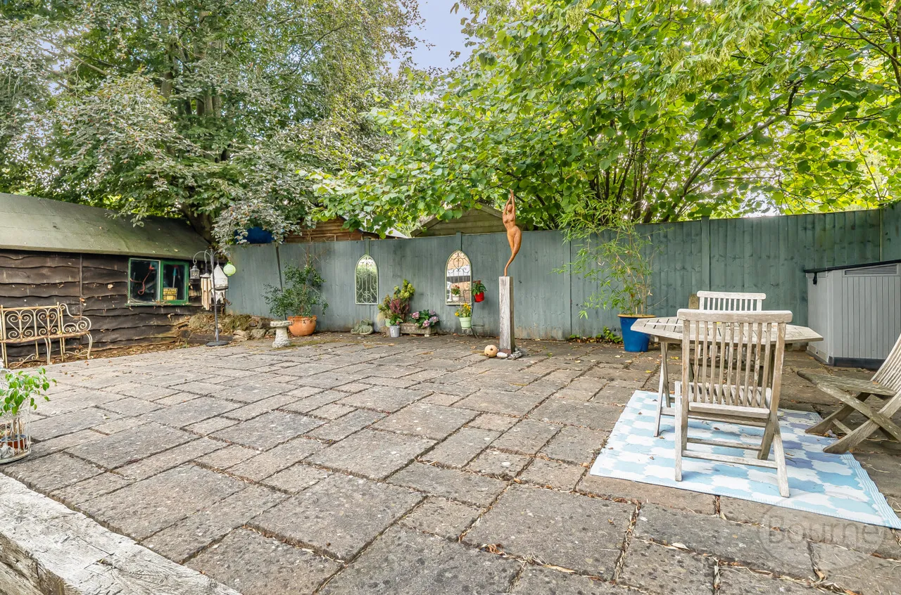 Petworth Road, Milford, GU8, photo 10