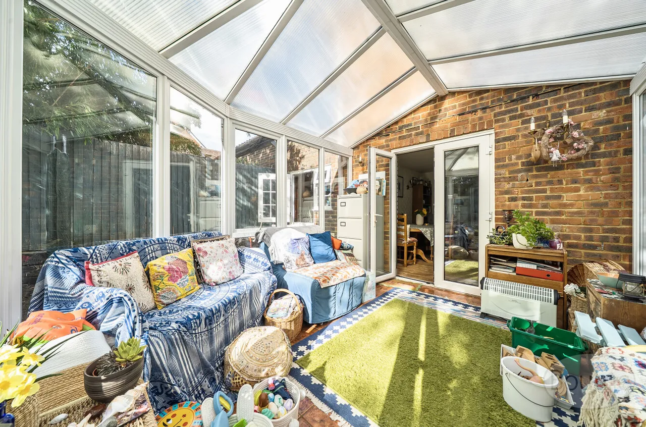 Petworth Road, Milford, GU8, photo 6