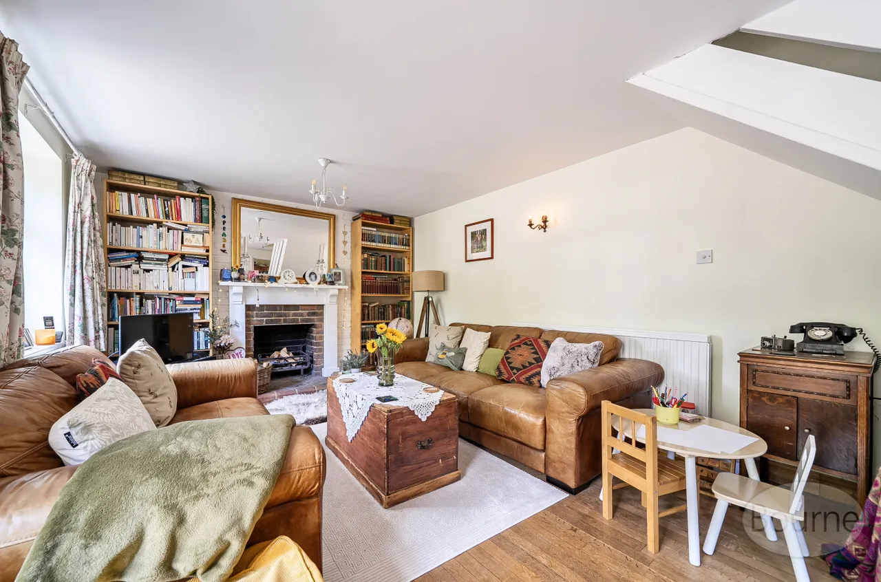 Petworth Road, Milford, GU8, photo 2