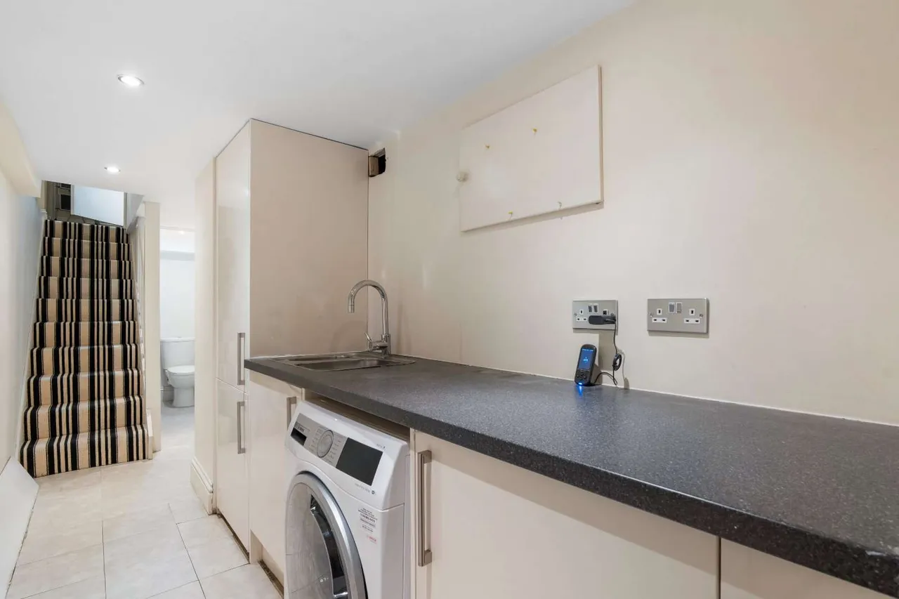 Devereux Road, London, SW11 6JS, photo 12