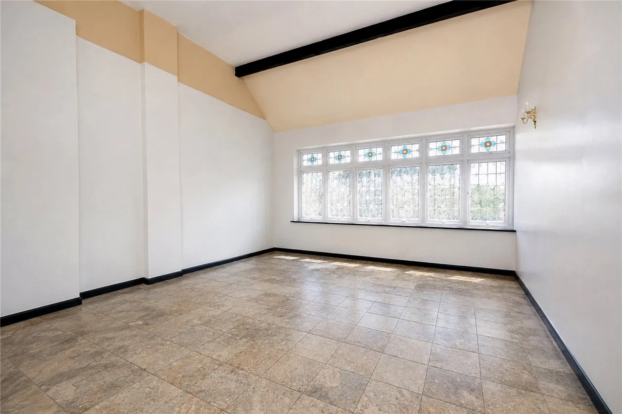 Croydon Lane, Banstead, SM7, photo 17