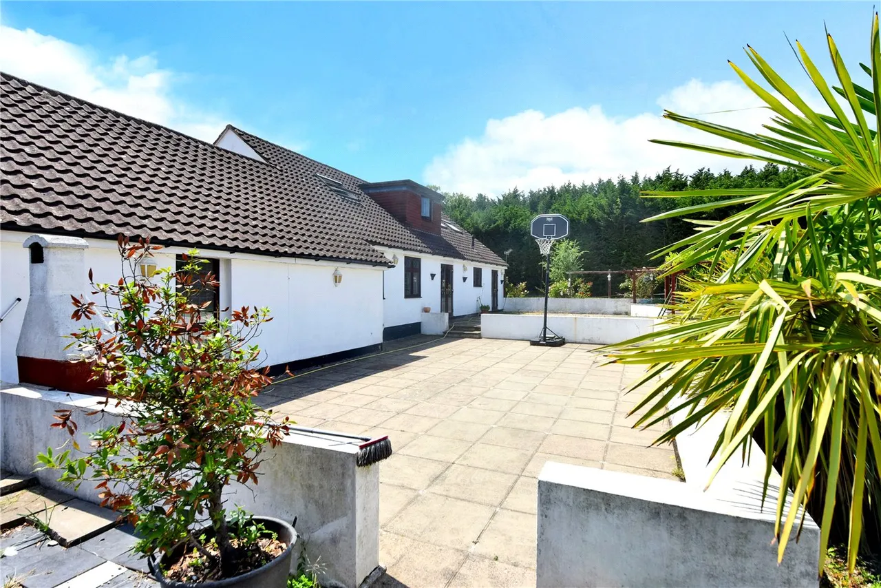 Croydon Lane, Banstead, SM7, photo 22