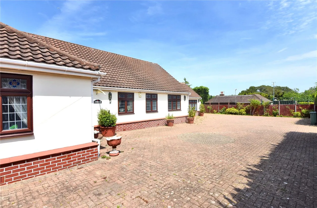 Croydon Lane, Banstead, SM7, photo 26