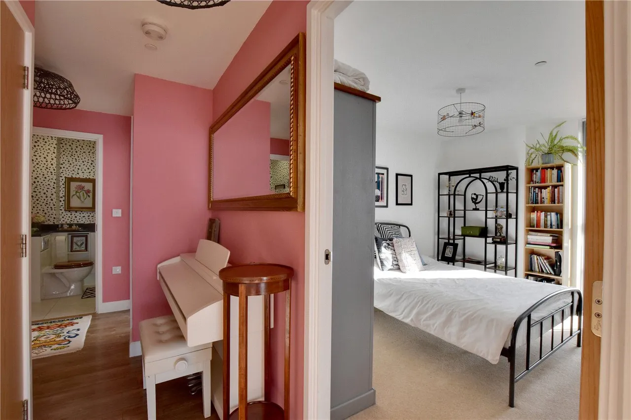 Cornmill Lane, Lewisham, SE13, photo 16
