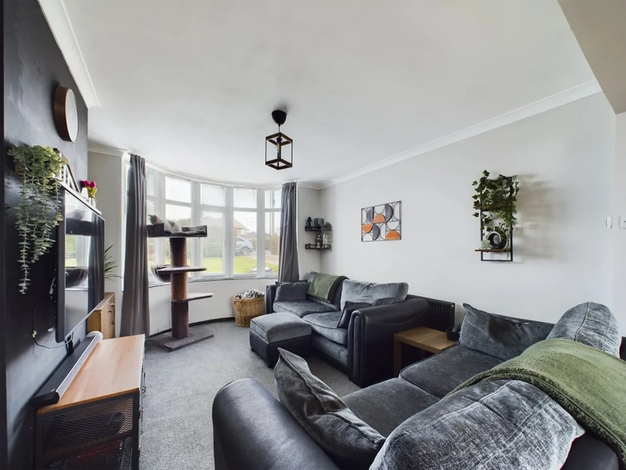 East Bawtry Road, Rotherham, photo 6