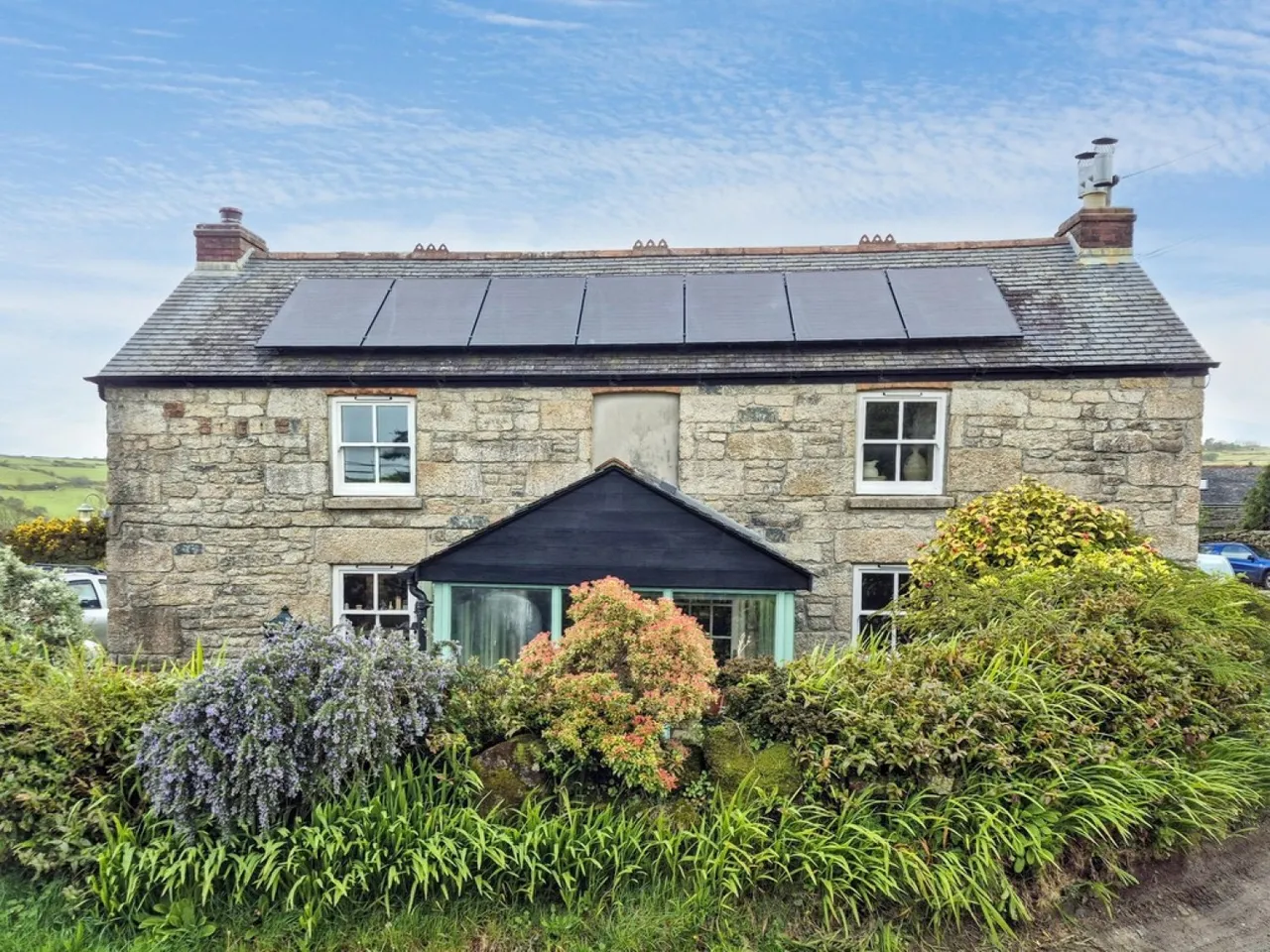 2 bed house for sale, Porkellis, TR13
