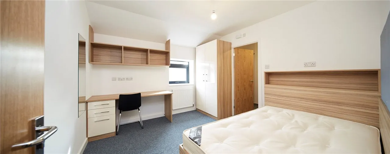 12 bed flat to rent — Wellingborough Road, Northampton, NN1
