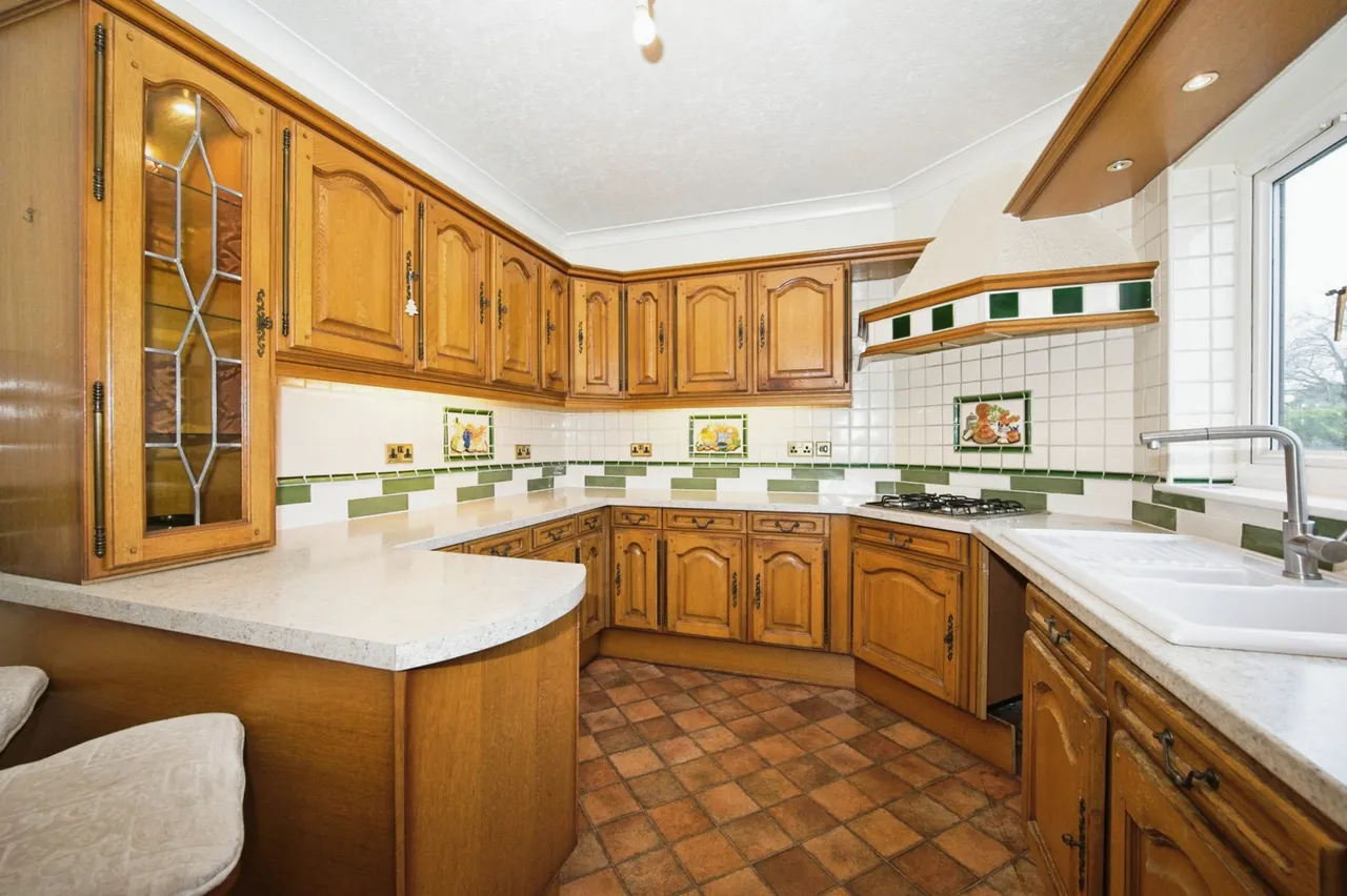 Station Road, Caerleon, Newport, NP18, photo 15