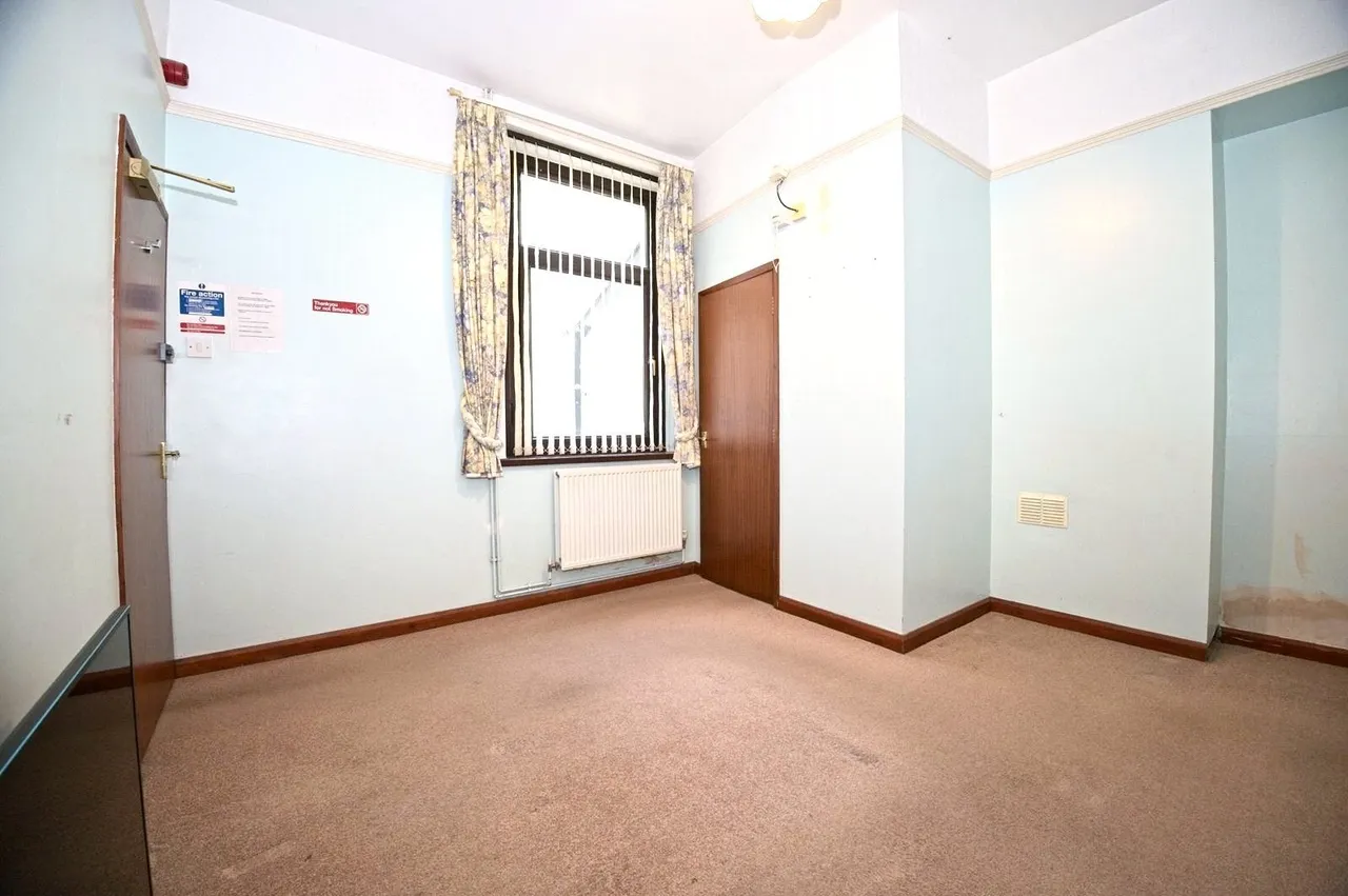 Station Road, Caerleon, Newport, NP18, photo 11
