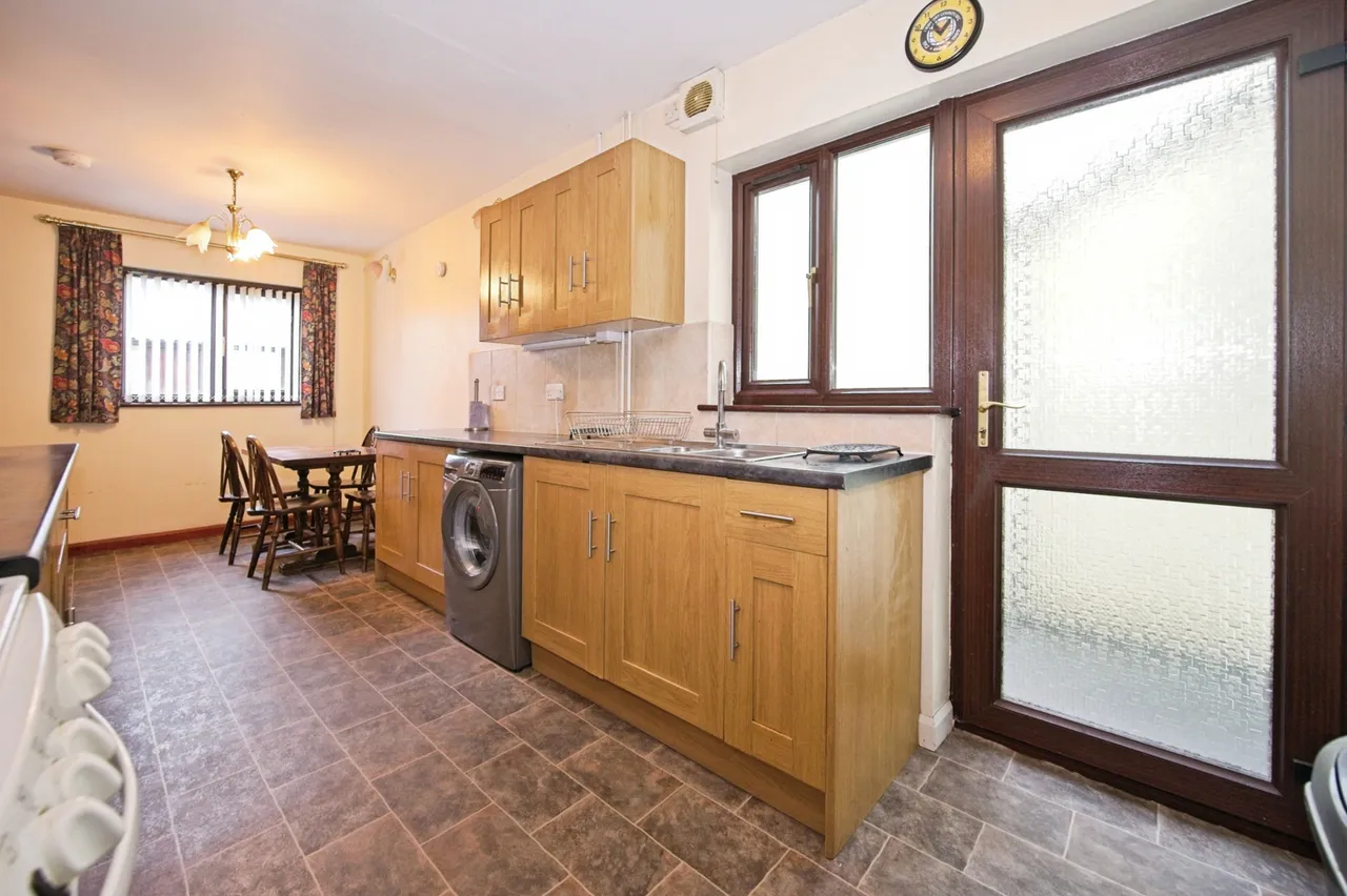 Station Road, Caerleon, Newport, NP18, photo 4
