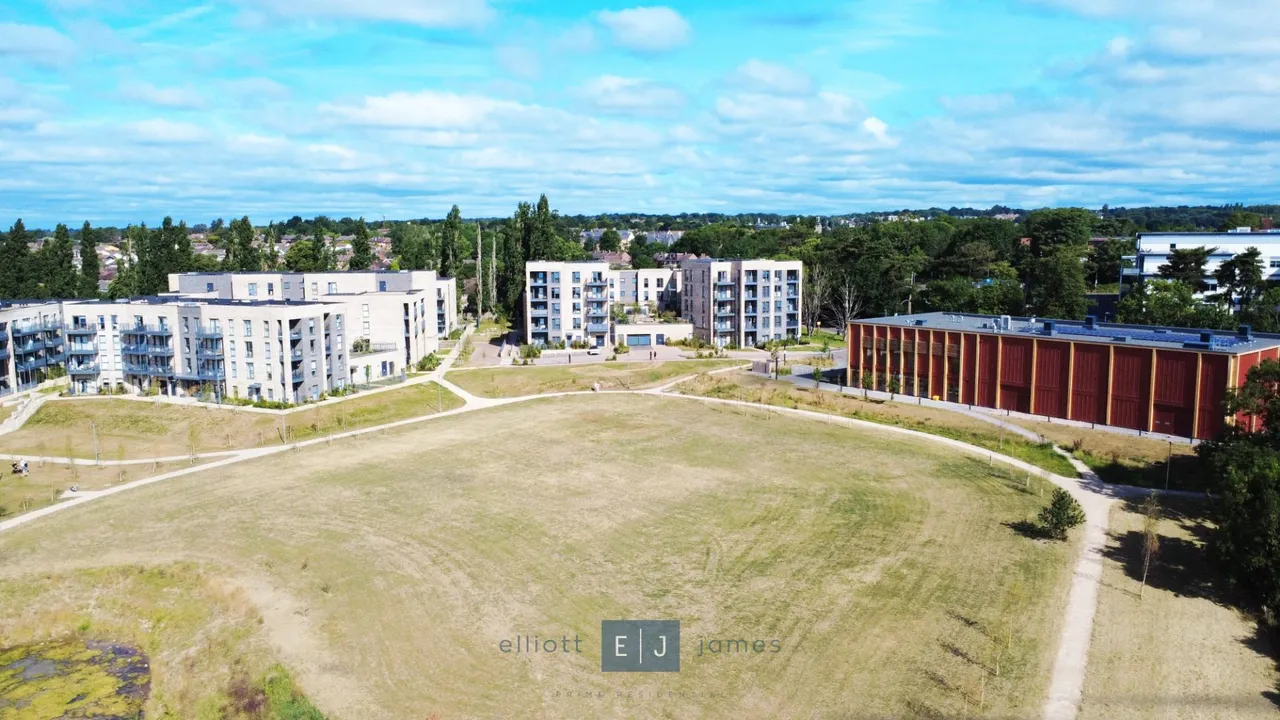 1 bed flat to rent — Epping Gate, Borders Lane, Loughton