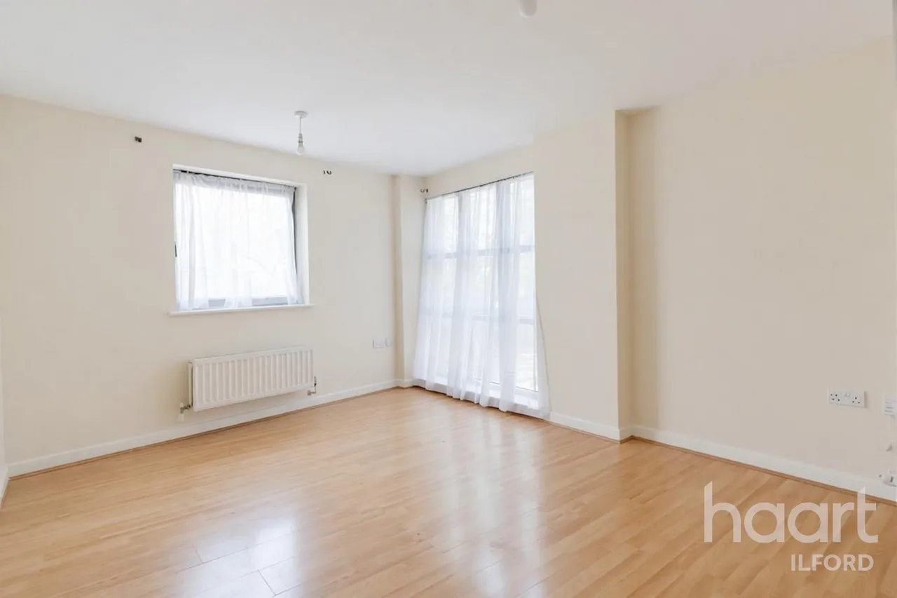 Spring Place, Barking, IG11, photo 4