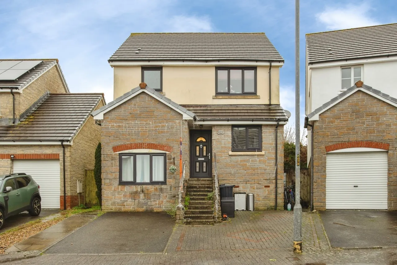 4 bed house for sale, Retallick Meadows, St. Austell, PL25
