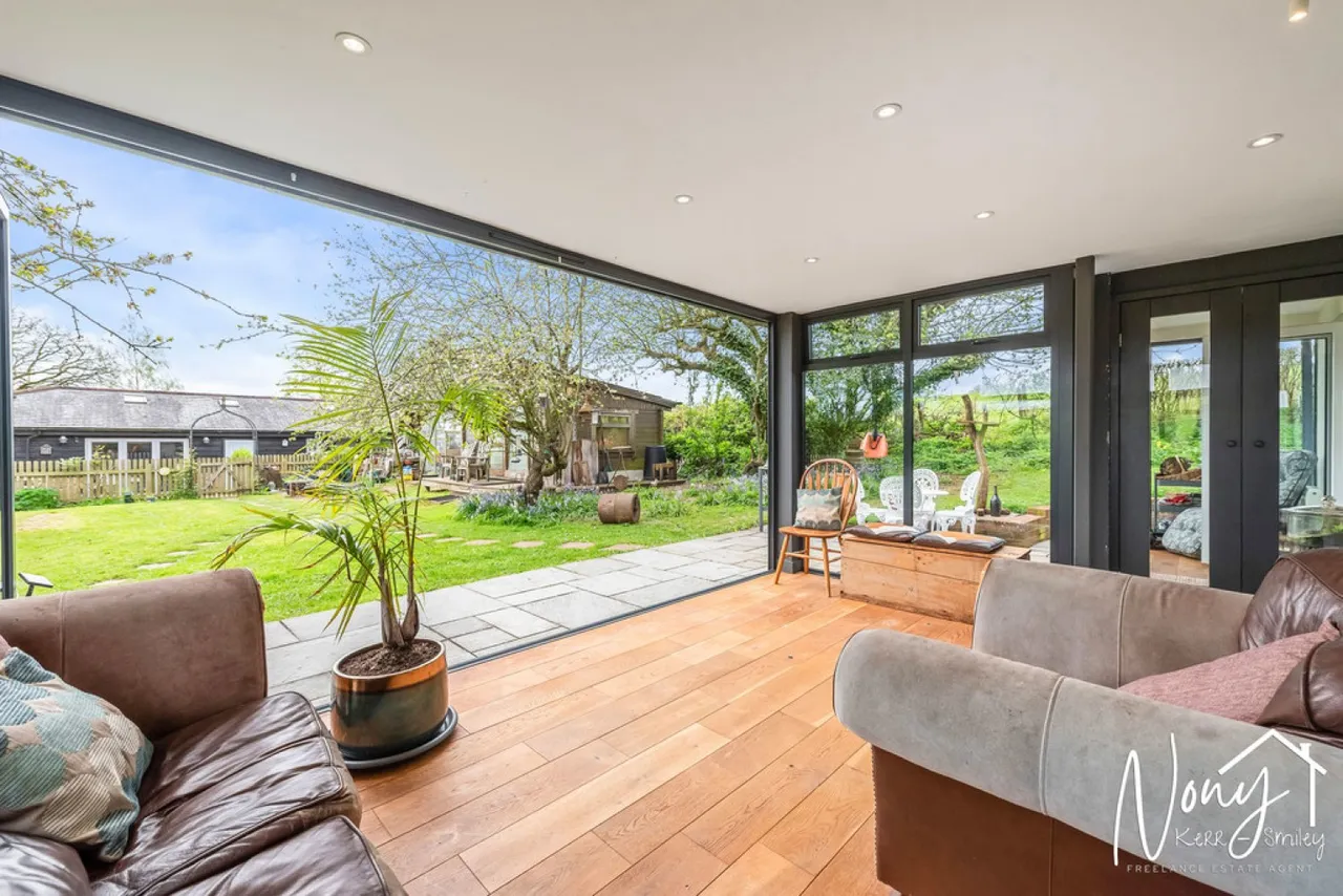 Bull Farm, Lovedon Lane, photo 11