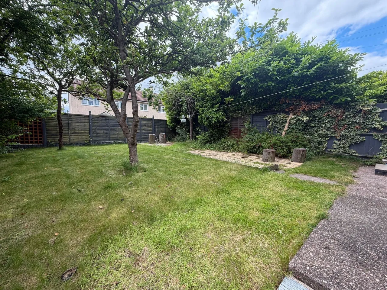 Fircroft Close, Cannock, WS11, photo 2