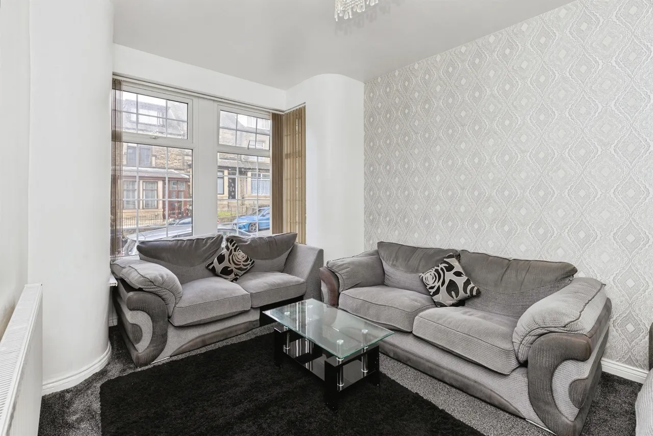 Duckworth Grove, Bradford, photo 8