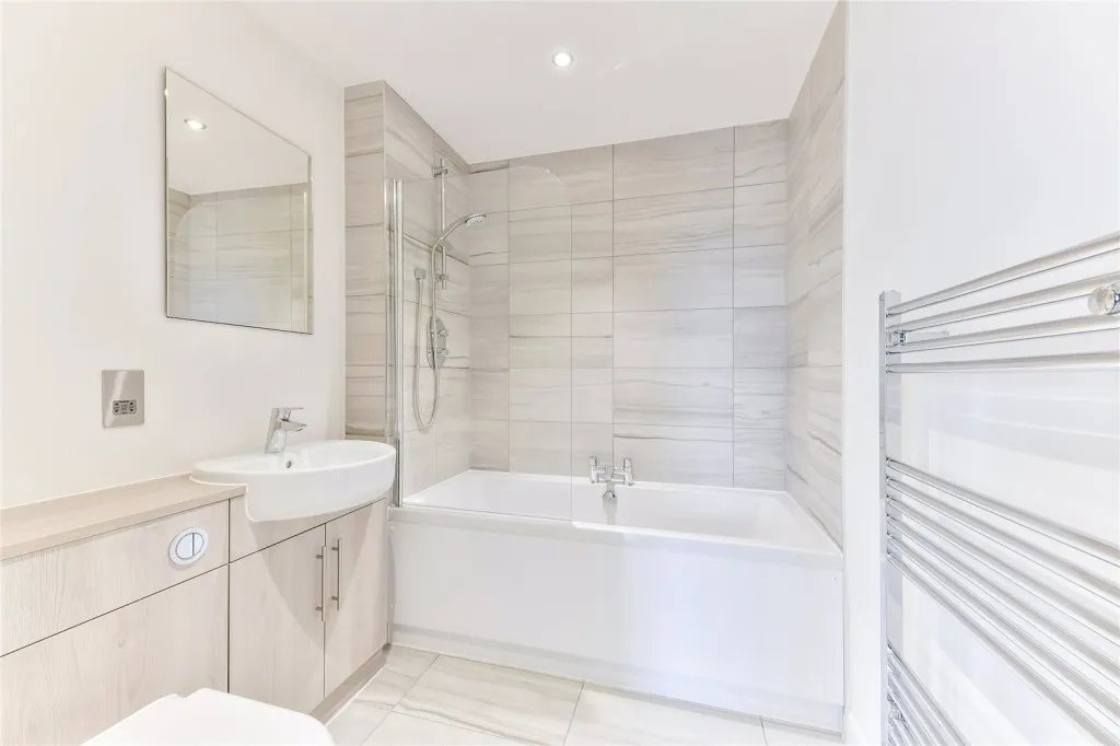 Goldhawk Road, London, photo 9