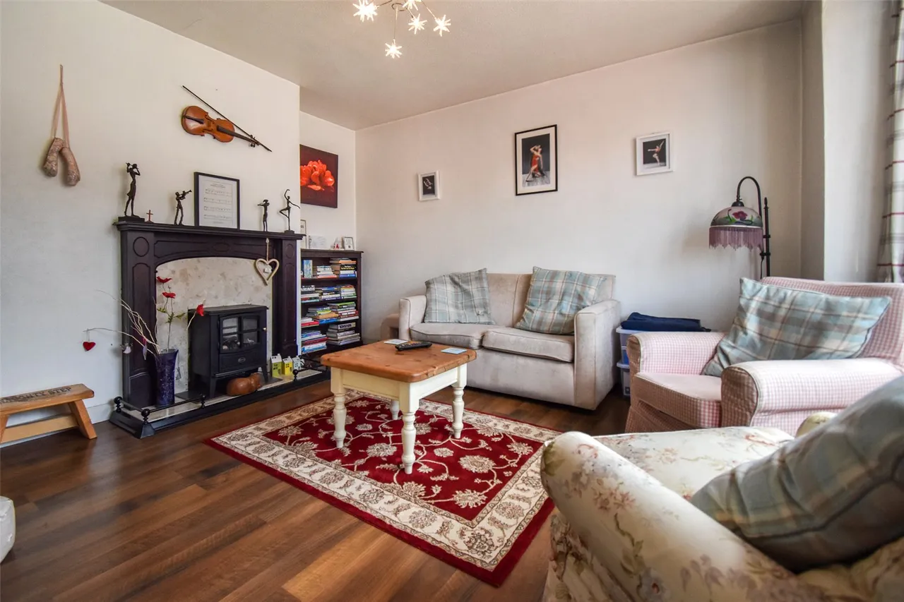 Calvert Close, Aldershot, Hampshire, GU12 4QX, photo 7