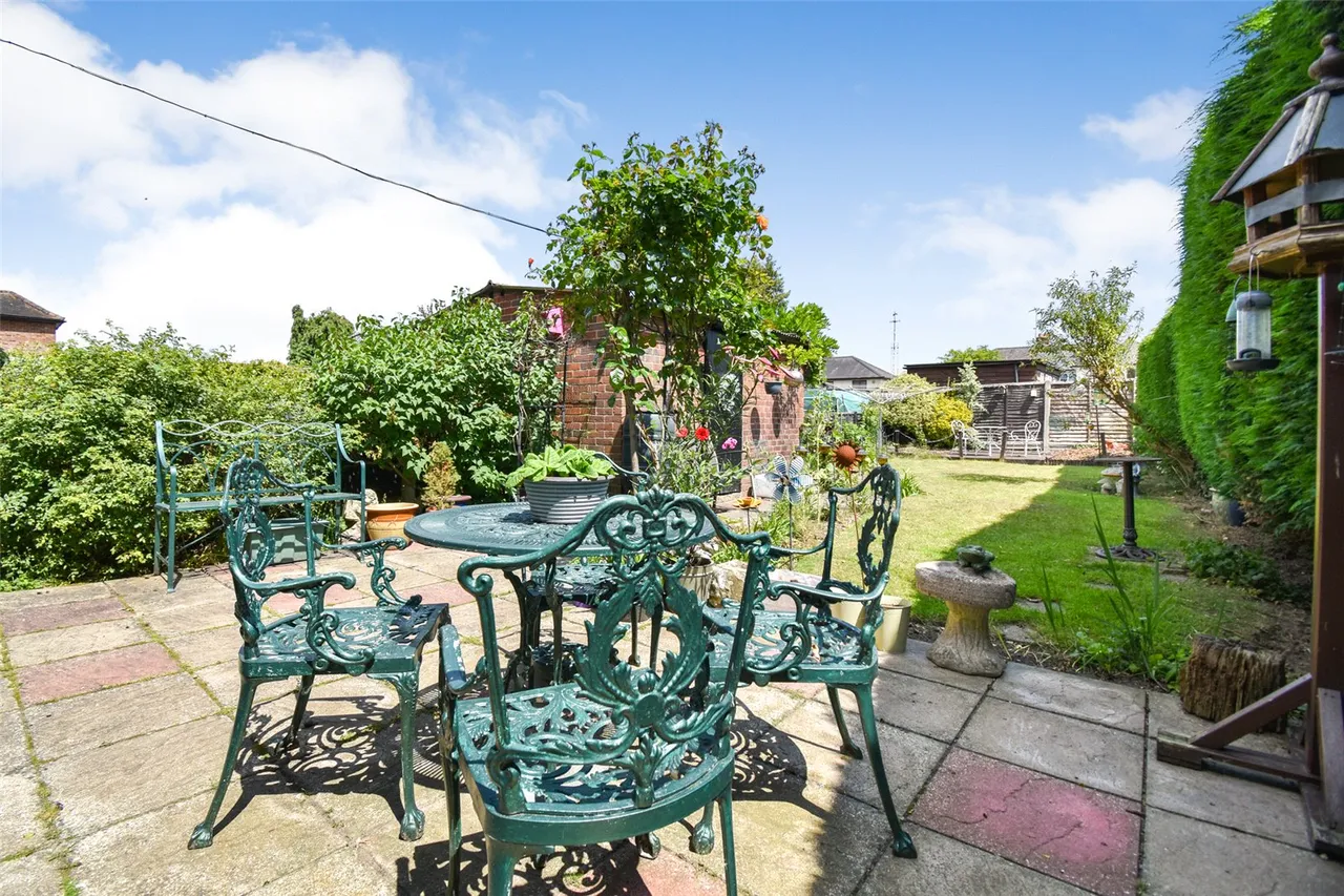 Calvert Close, Aldershot, Hampshire, GU12 4QX, photo 12