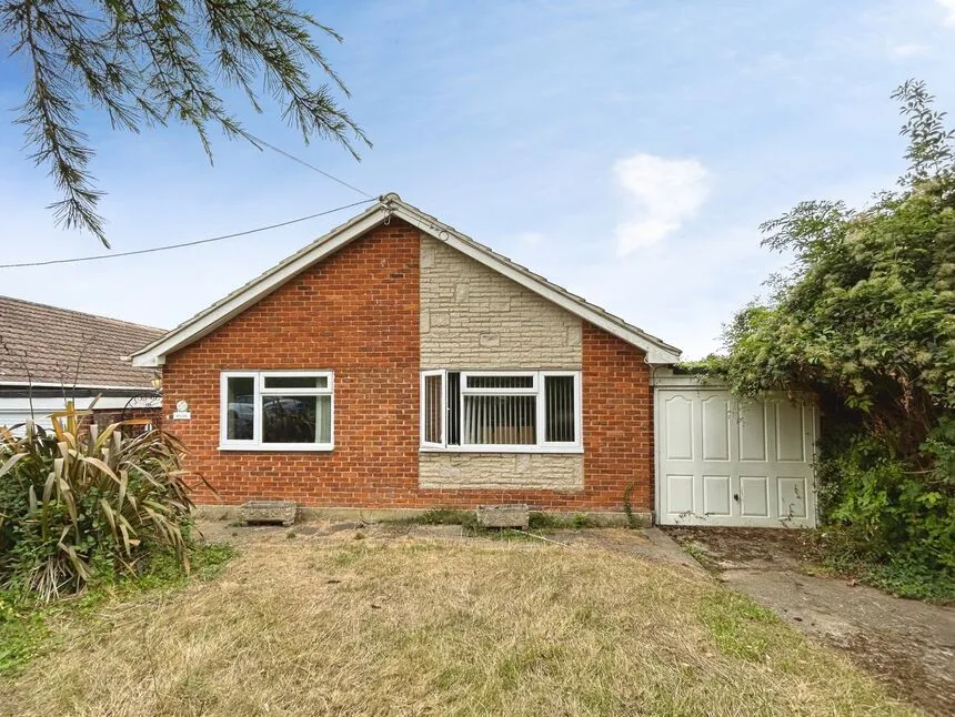 3 bed house for sale — Longfield Avenue, Longfield, Kent, DA3
