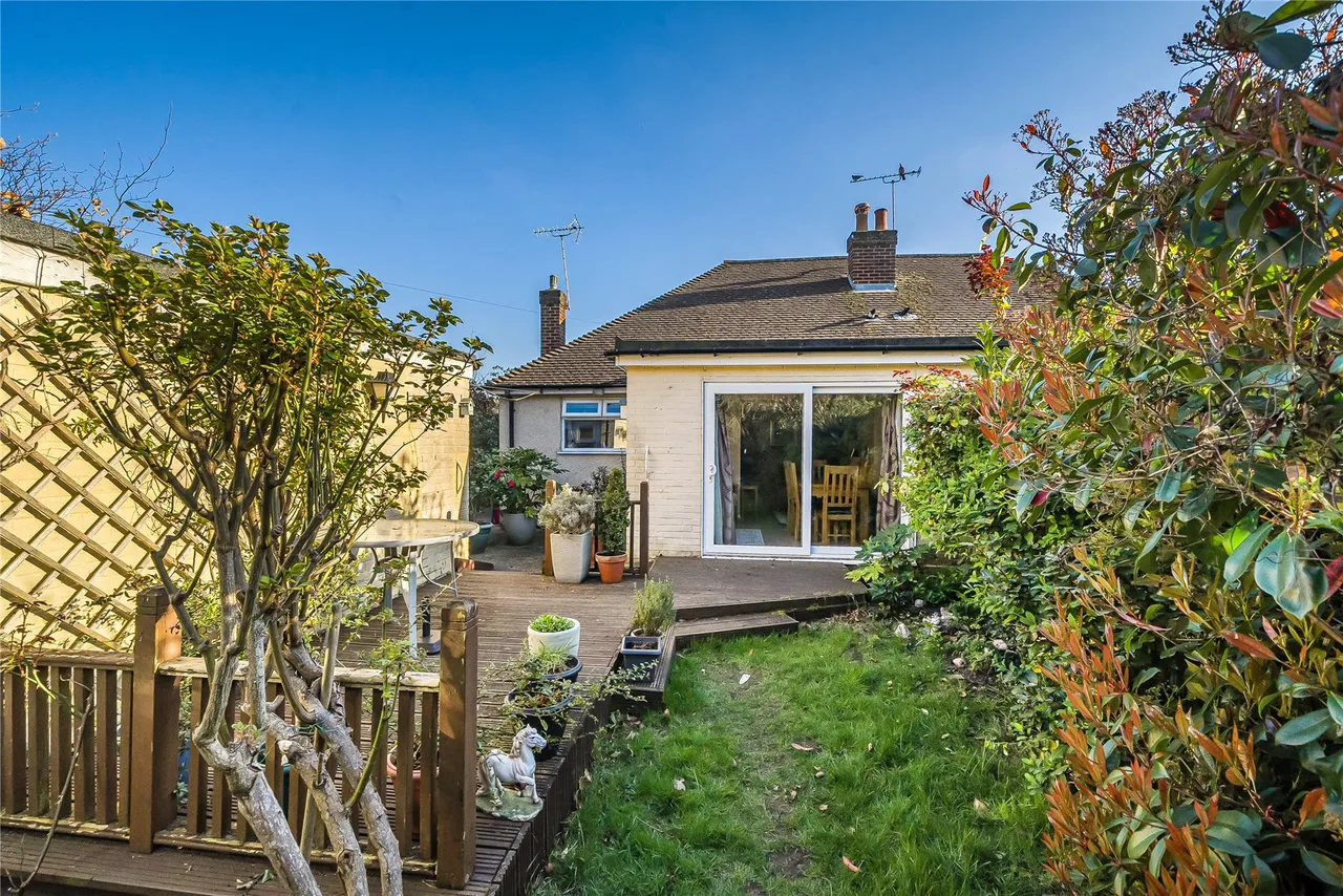 Liberty Lane, Addlestone, KT15, photo 10