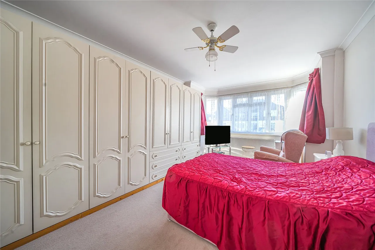 Liberty Lane, Addlestone, KT15, photo 8