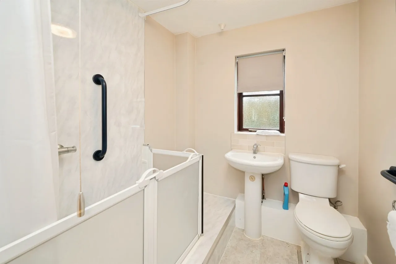Coulson Way, Burnham, Slough, photo 7