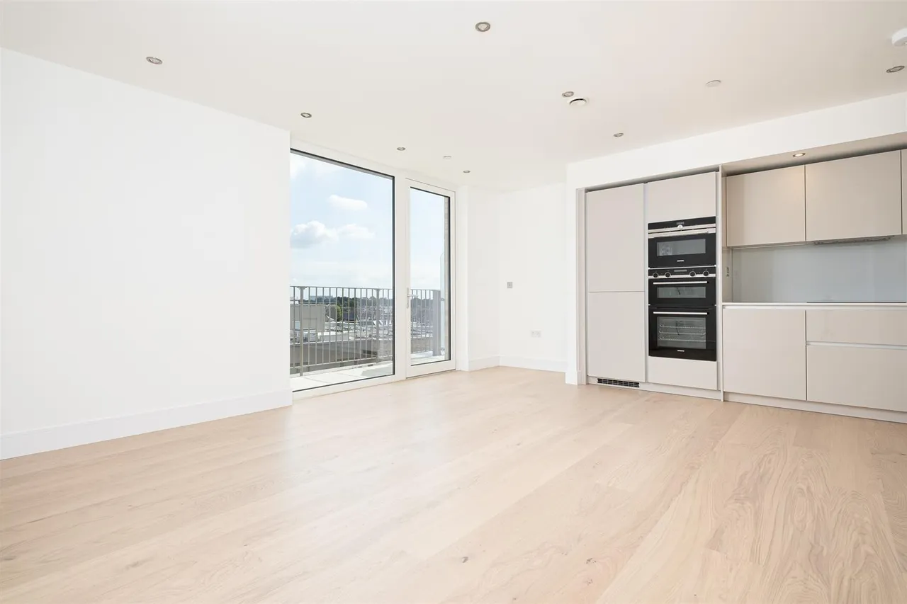 Garnet Place, West Drayton, UB7, photo 7