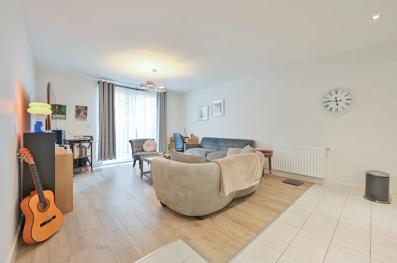 Flat 13, Wallace House, Gayton Road, Harrow, photo 2