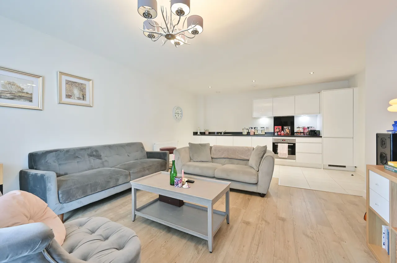 Flat 13, Wallace House, Gayton Road, Harrow, photo 5