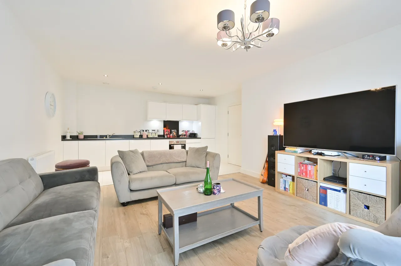 Flat 13, Wallace House, Gayton Road, Harrow, photo 6