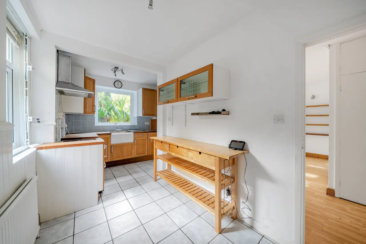 Hornsey Lane, Highgate, London, N6, photo 12