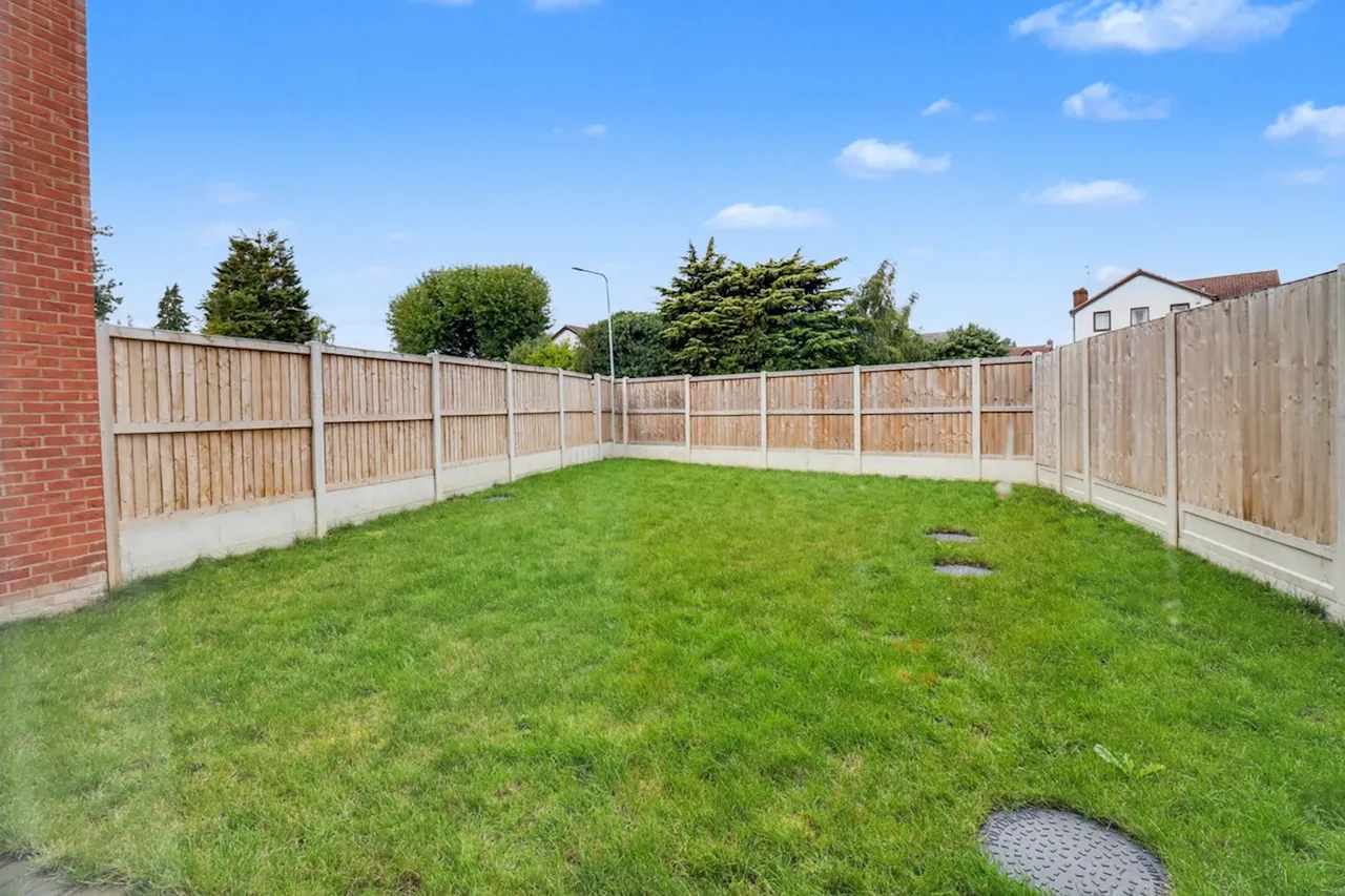 Fairview Crescent, Rayleigh, SS6, photo 14