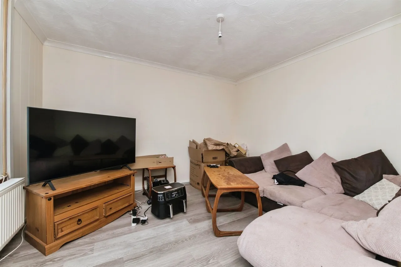 Carlyon Gardens, Exeter, photo 9