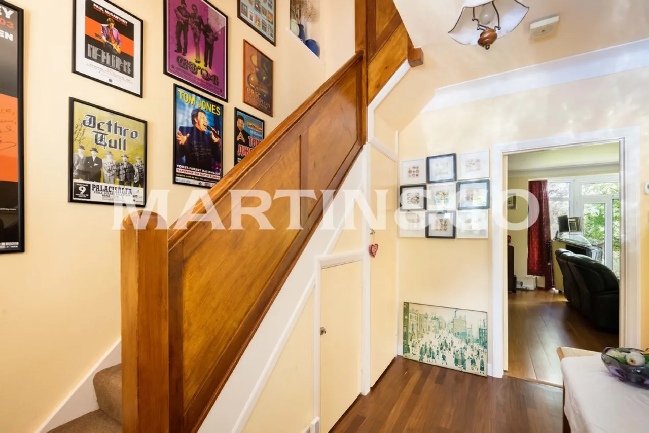 Ellesmere Close, Wanstead, photo 2
