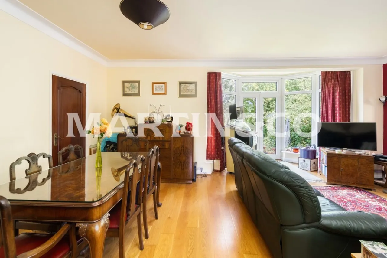 Ellesmere Close, Wanstead, photo 7
