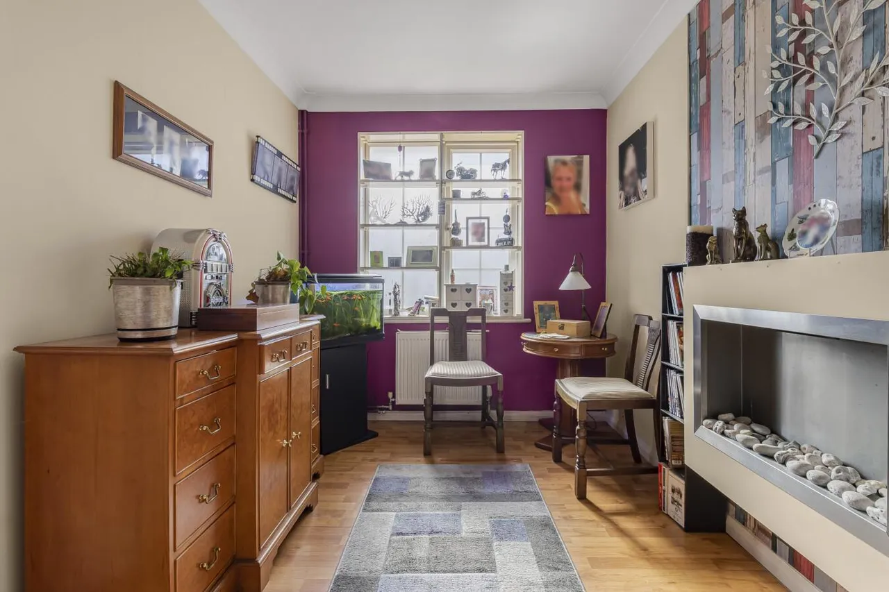 Shannon Close, Haverhill, CB9, photo 4