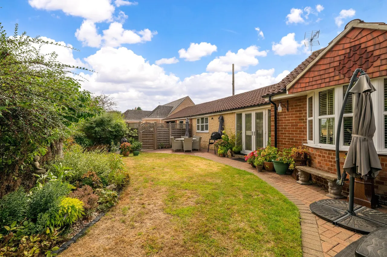 Main Street, Aunsby, NG34, photo 18