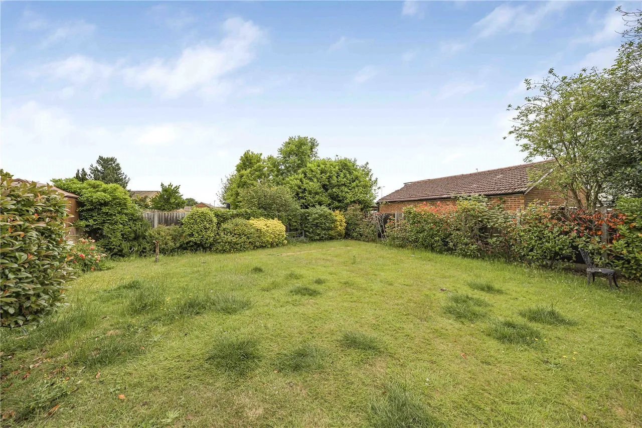 Hardwicke Avenue, Hounslow, TW5, photo 15