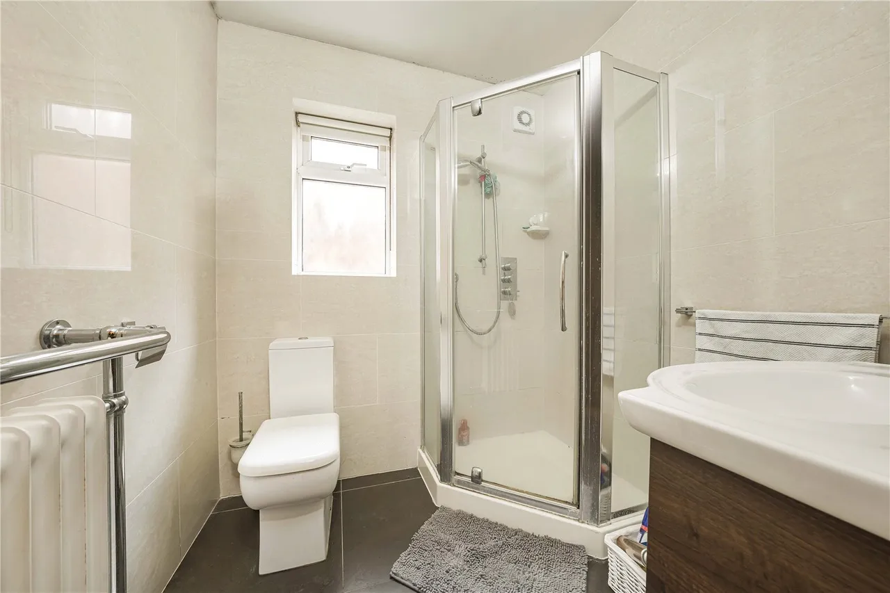 Hardwicke Avenue, Hounslow, TW5, photo 10